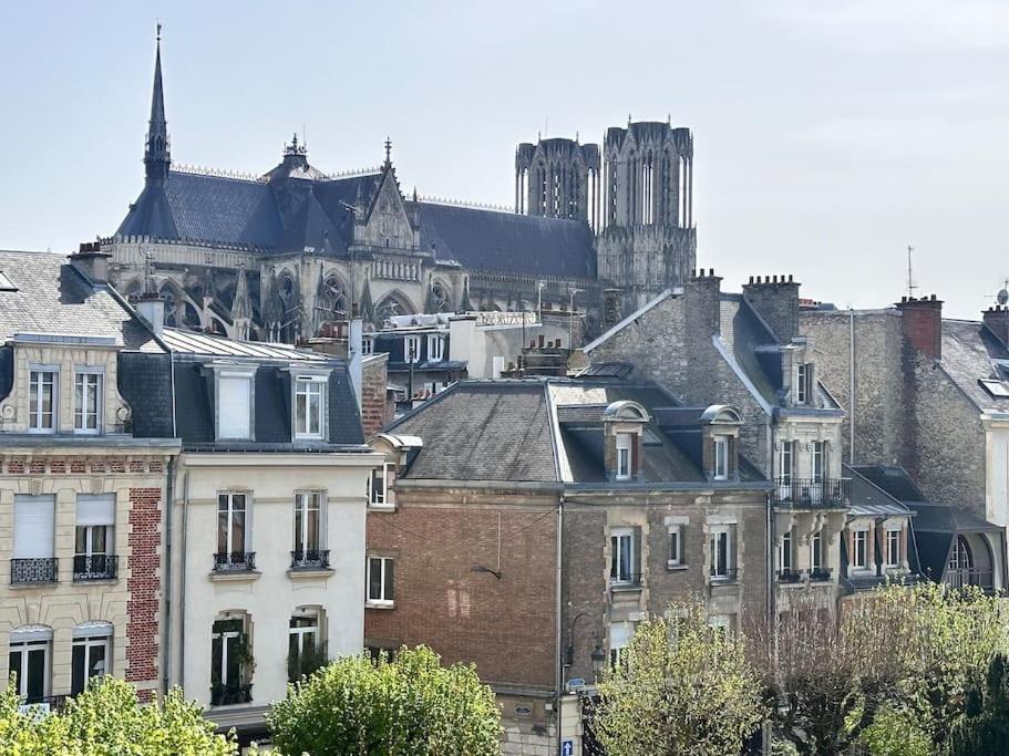 Forum Champagne Grand T2 Climatise Vue Cathedrale 랭스 외부 사진